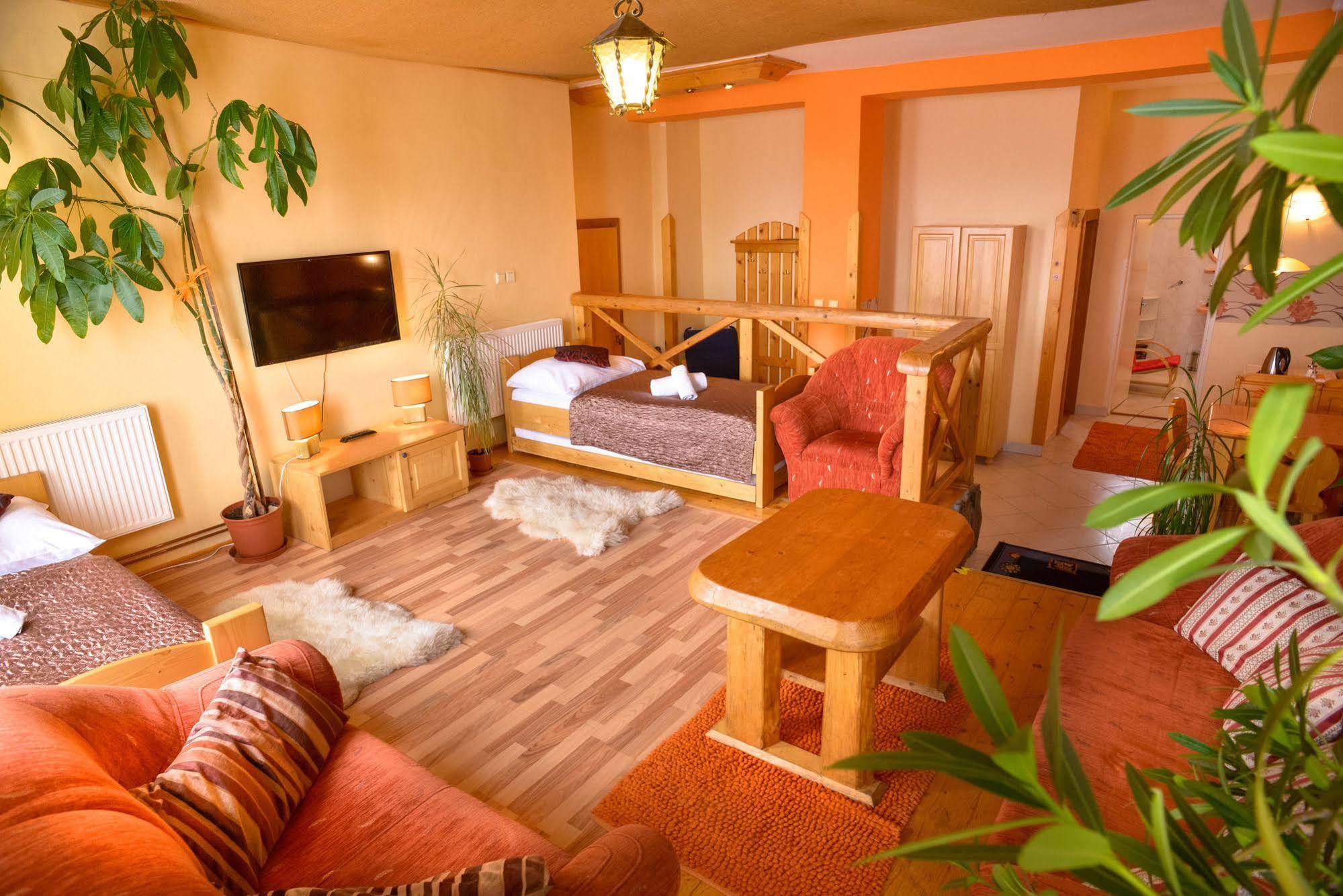Apartmány Renomal Tatranská Lomnica Exterior foto